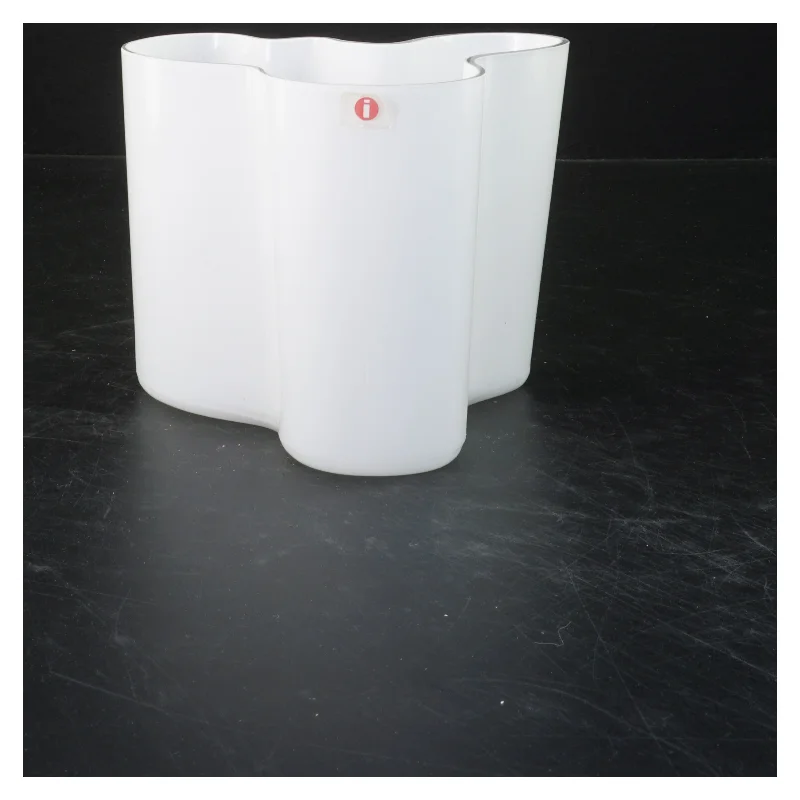 Iittala Aalto Vase (str. 12x14 cm)
