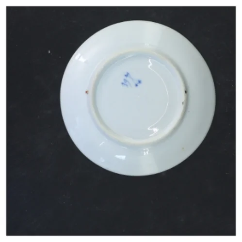 Porcelæns tallerken, mussel malet (str. Ø 13 cm)