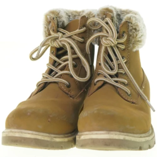 Brune vinterstøvler med foer (str. 37)