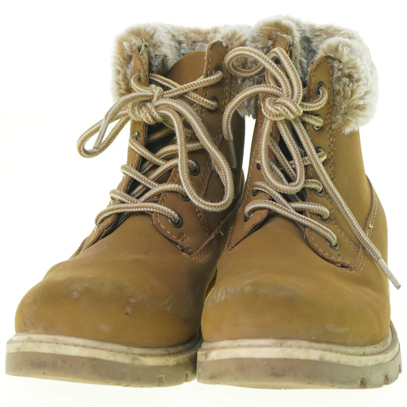 Brune vinterstøvler med foer (str. 37)