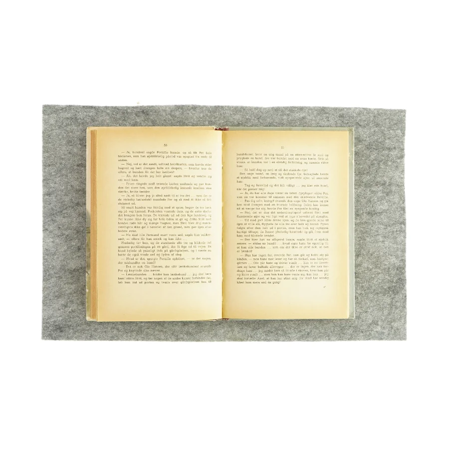 Pernille og Marianne af Gretha Stevns (Bog)