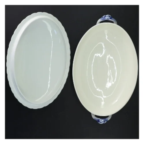 Oval porcelænsfad med låg (str. 26x17 cm)