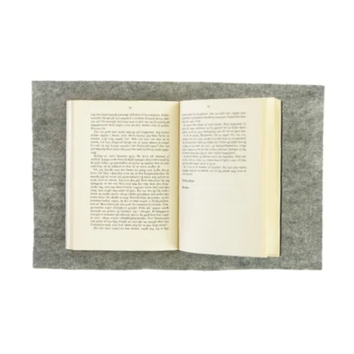 Vi lever - vist? af John Nehm (Bog)