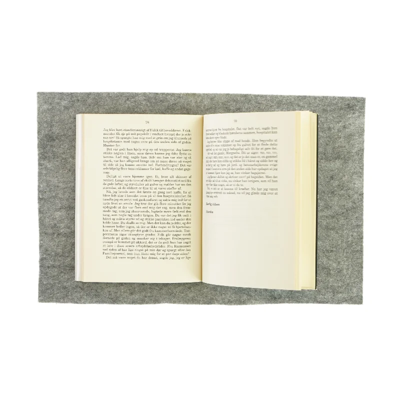 Vi lever - vist? af John Nehm (Bog)