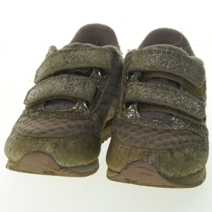 Børnesko med glimmer fra Woden (str. 28 )