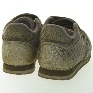 Børnesko med glimmer fra Woden (str. 28 )