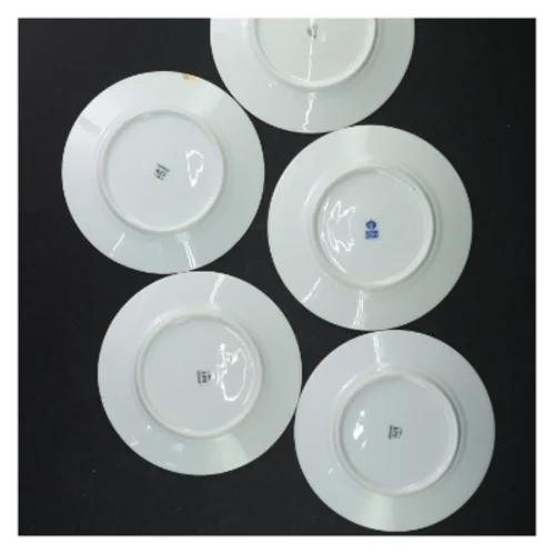 Porcelænstallerkener med guldkant fra KPM (str. Ø 15 cm)