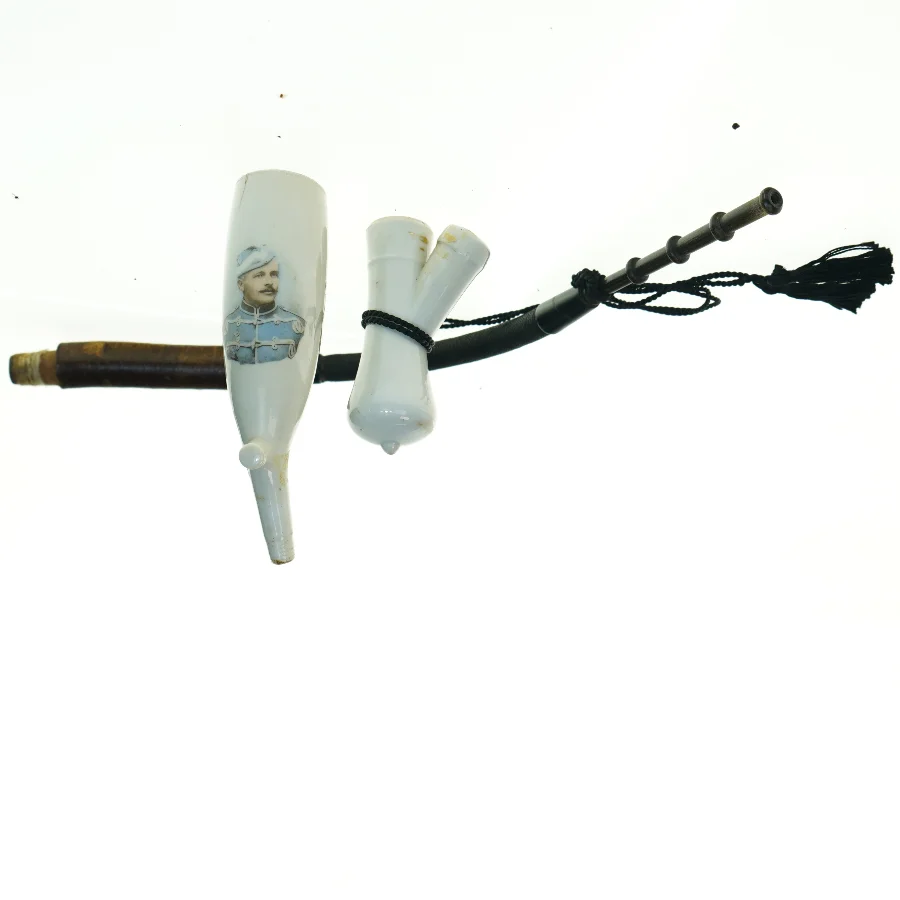 Rygepipe med porcelænsdetaljer (str. 50 cm)