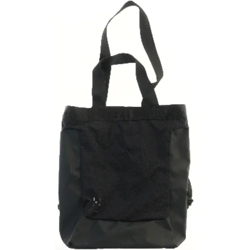 Sort rygsæk fra Haglöfs (str. 37x34 cm)