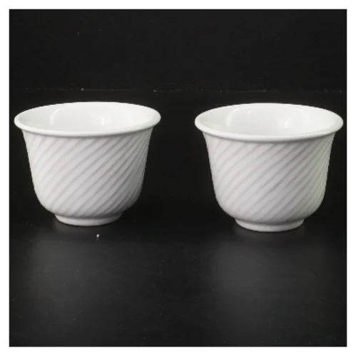 Porcelænskåle 2 stk (str. 2 stk Ø 8,5 cm længde 6,5 cm)