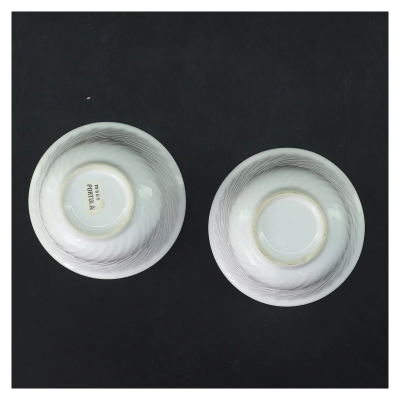 Porcelænskåle 2 stk (str. 2 stk Ø 8,5 cm længde 6,5 cm)