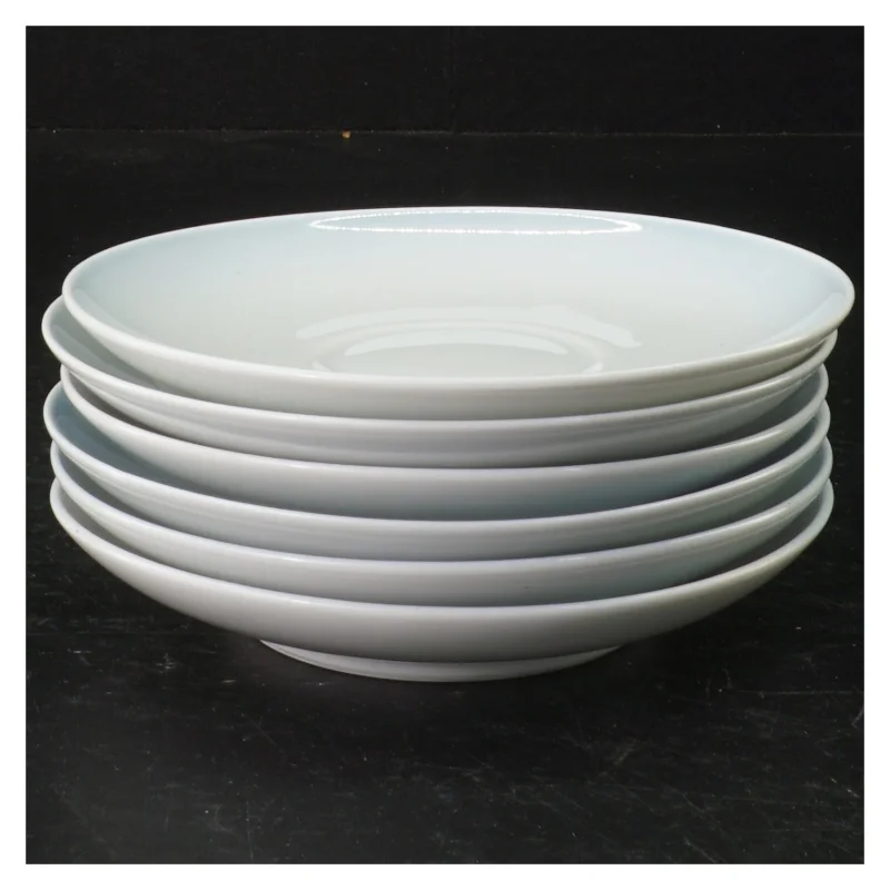 Porcelænskopper og tallerken fra B&G (str. Tallerkenen 14 cm i diameter. kro, 7 cm i diameter)