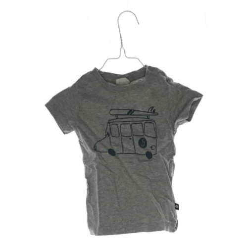 T-Shirt fra Pomp de Lux (str. 86 cm)