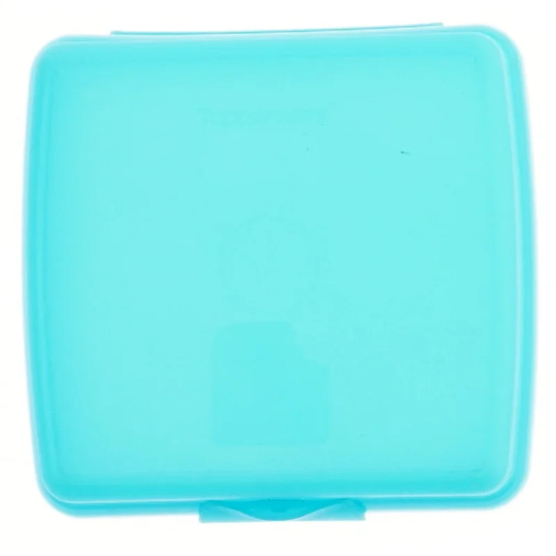 boks/madkasse  fra Tupperware (str. 14x13,5x5 cm)