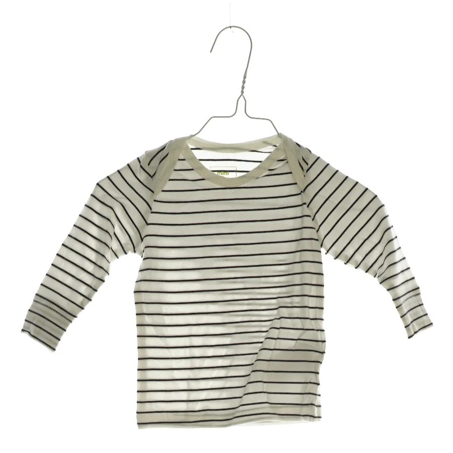 Bluse fra Minimies (str. 68)