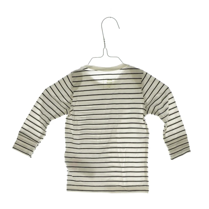 Bluse fra Minimies (str. 68)