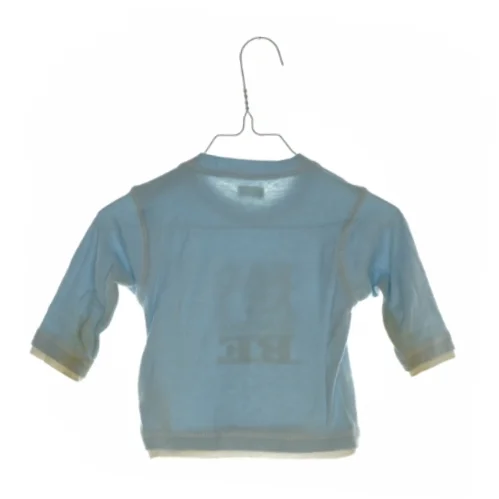 Bluse med print (str. 6-9 mdr)