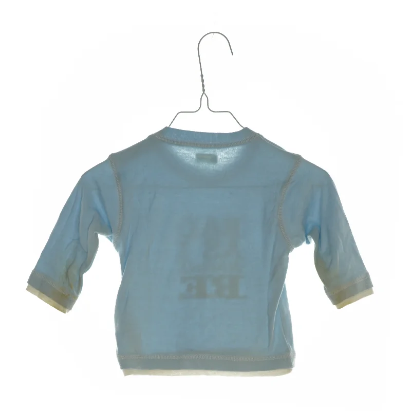 Bluse med print (str. 6-9 mdr)