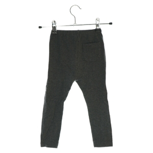 Bukser fra Uniqlo (str. 92)