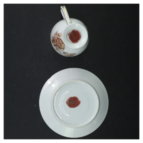 Porcelænskopper og underkopper