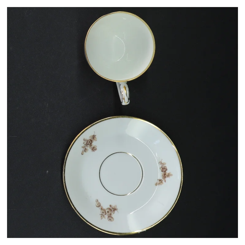 Porcelænskopper og underkopper