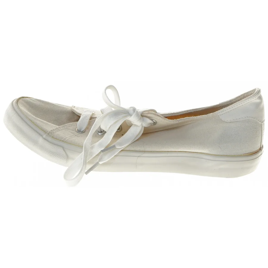 Hvide sneakers (str. 28 cm)