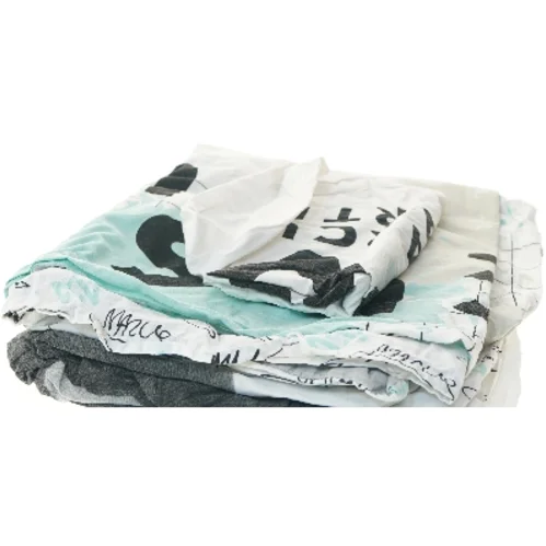 Dyne- og pudebetræk med print af Marcus og Martinus (str. pude 65x53, dyne 260x110 cm)