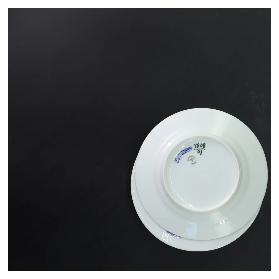 Sæt af 6 porcelæn tallerkener, blå blomst (str. 6 stk Ø 14,5 cm) fra Royal Copenhagen