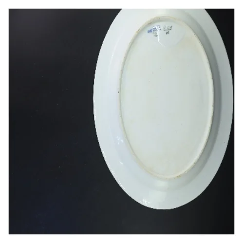 Porcelænsfad med blå blomst fra Royal Copenhagen (str. 42x34 cm)