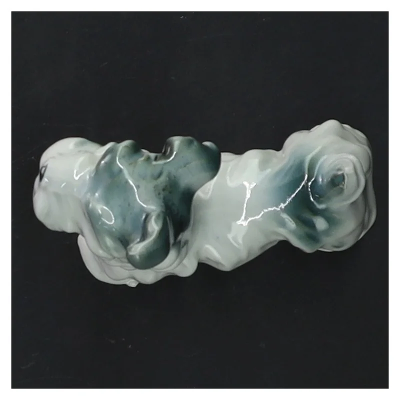 Porcelænsfigur hund (str. 6 cm)