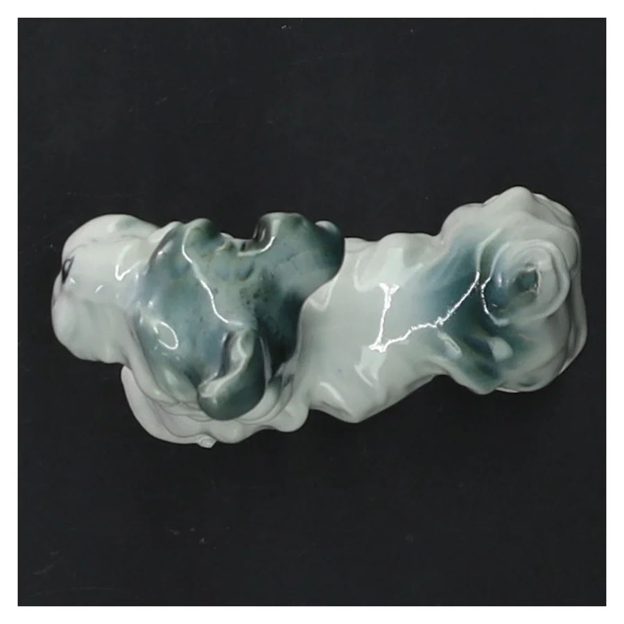 Porcelænsfigur hund (str. 6 cm)