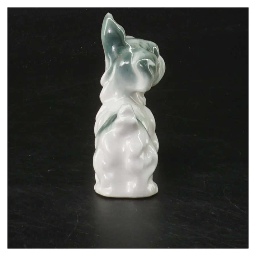 Porcelænsfigur hund (str. 6 cm)