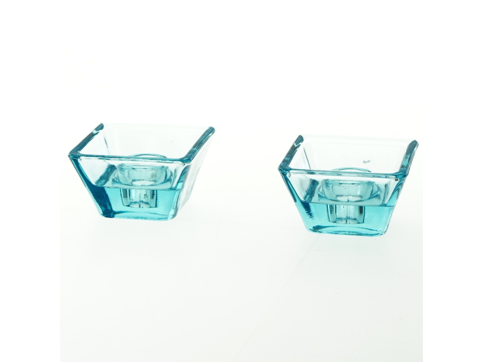 Lysestager af glas (str. 7x7 cm)
