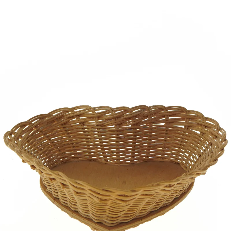 Hjerteformet flettekurv (str. Ø 22x7 cm)