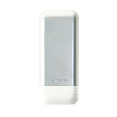 Samsung mobiltelefon med tastatur fra Samsung (str. 10,5x4,5 cm)