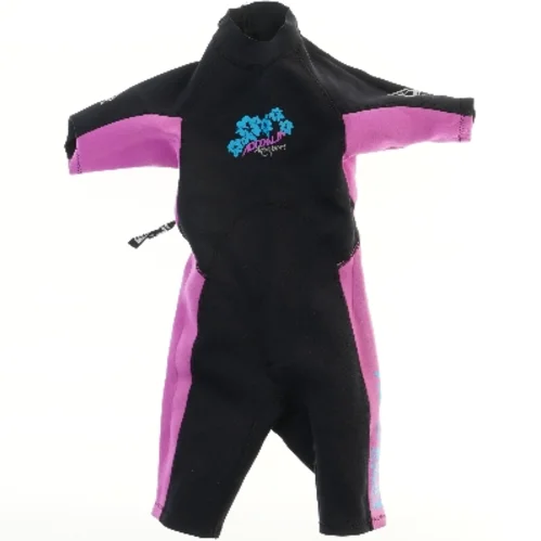 Kort våddragt fra Adrenalin (str. 128)