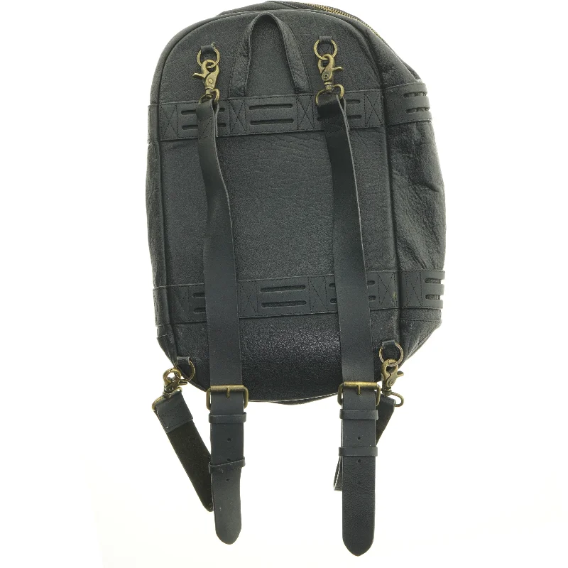 Sort rygsæk i læder fra Motorius (str. 51 x 38 cm)