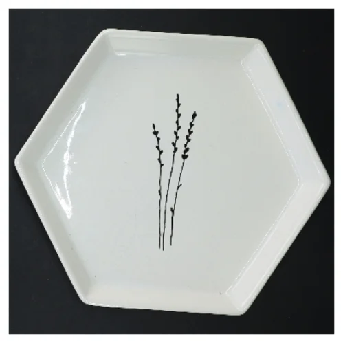 Sekskantet serveringsfad fra Søstrene Grene (str. 23 cm)