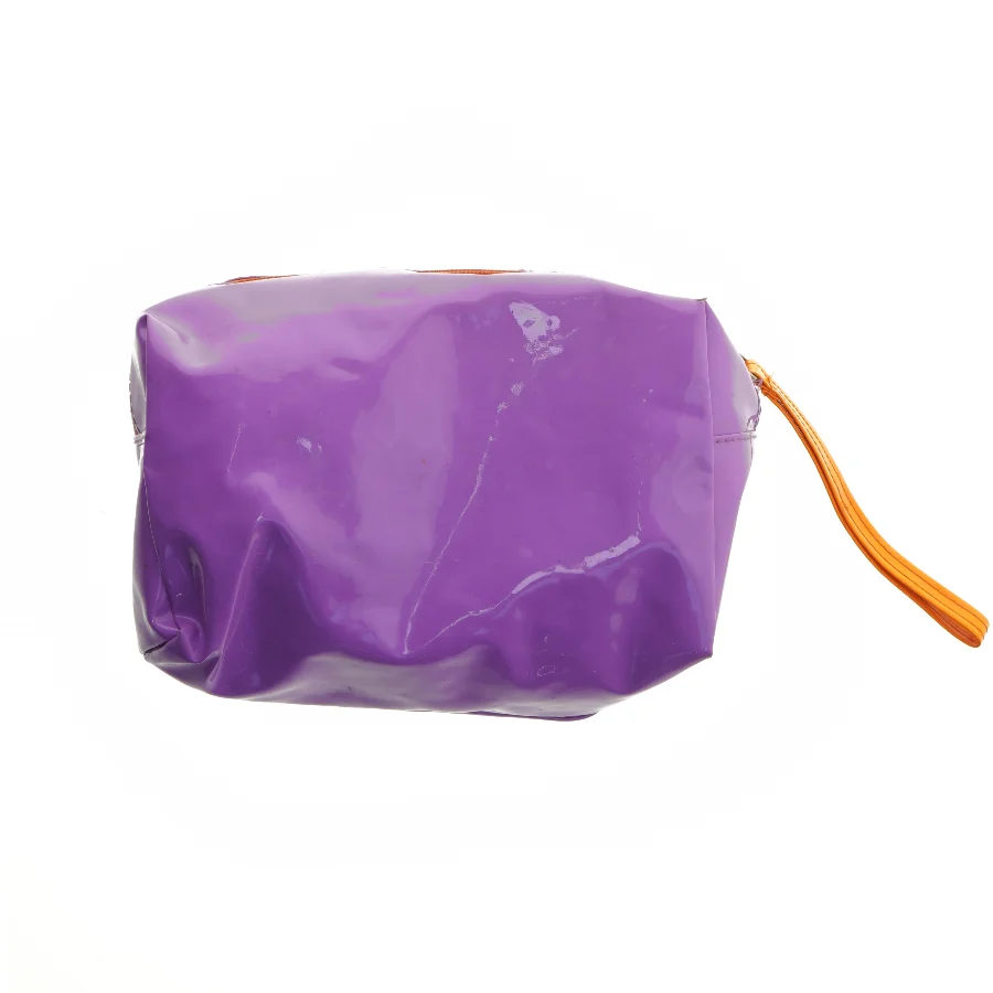 Lilla kosmetikpung fra Elle Magazine (str. 23x14 cm)