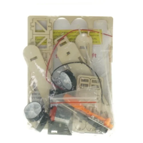 DIY træbyggesæt med elektroniske dele (str. 20 x 14 cm)