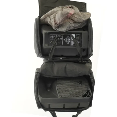 Behringer B110D højtalersæt med tasker