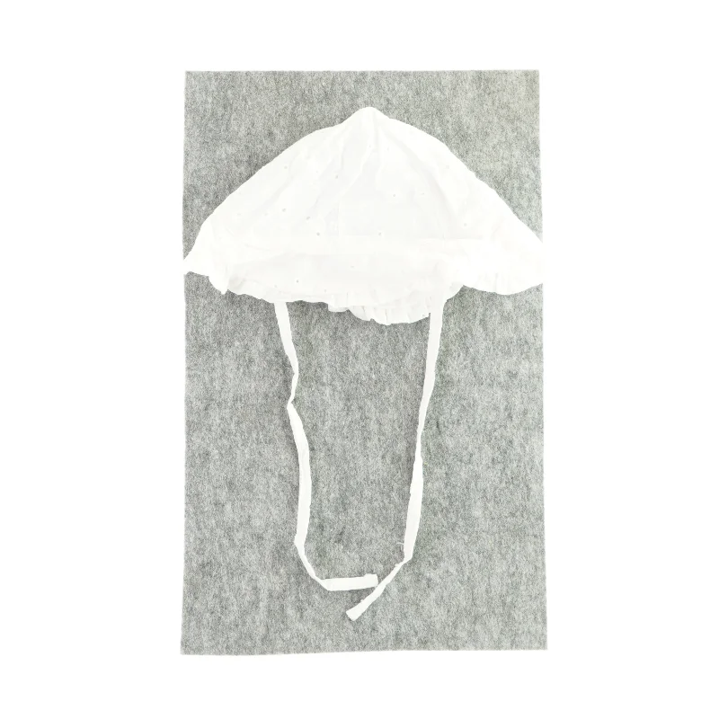 Solhat til barn (Str. 48/50) fra Ukendt (str. 48/50)