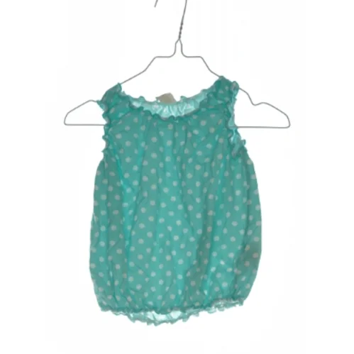 Top med prikker fra H&M fra H&M (str. 86)