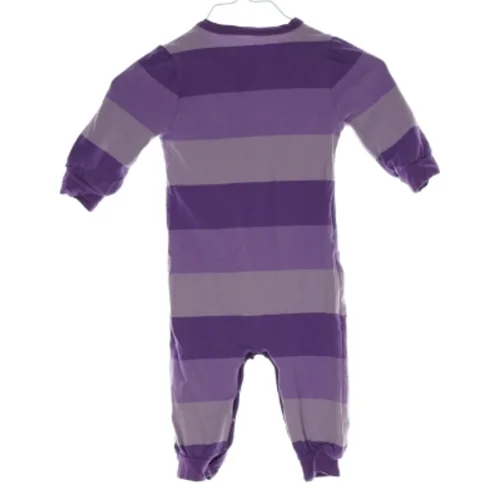 Heldragt fra Danefæ (str. 6 mdr.) fra Danefæ (str. 6 MÅNEDER)