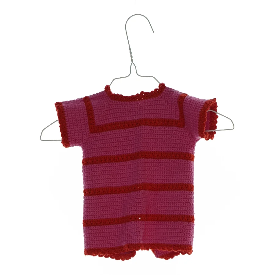 Hjemmestrikket bluse (str. ca. 62) fra Ukendt (str. ca. 62)
