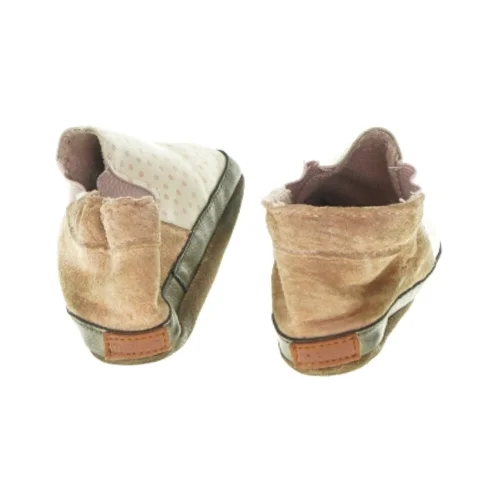 Sutsko til barn (Str. 24) fra Ukendt (str. 24)