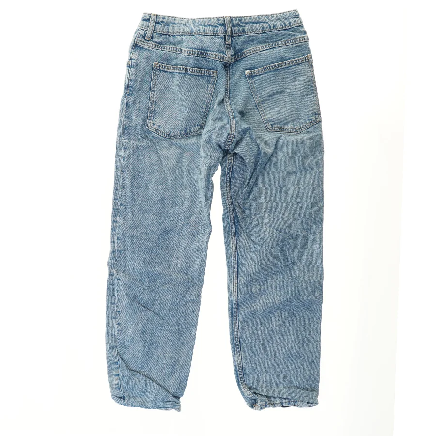 Lyseblå jeans fra H&M (str. 152)