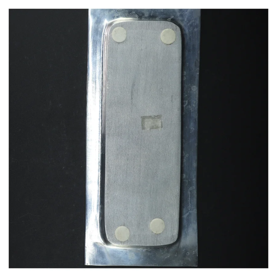 Metal bakke (str. 35 x. 15 cm)