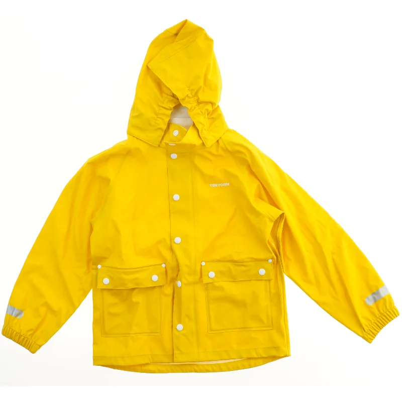 Gul regnjakke med hætte fra Tretorn (str. 134)