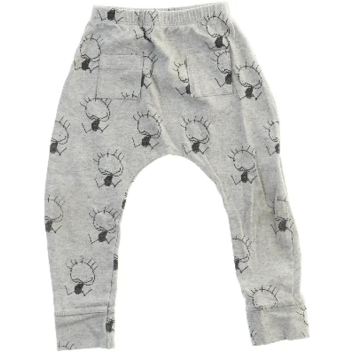 Børnebukser med tegneseriemotiv (str. 74)